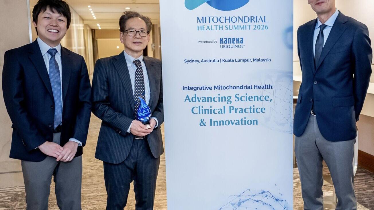 Dr Kazunori Hosoe PhD, awarded ‘Lifetime Scientific Excellence in Ubiquinol Research’ on the eve of the Inaugural Mitochondrial Health Summit 2026 in Sydney, Australia (left to right): Kazuki Takita, Assistant Manager, Marketing and Sales (APAC), Kaneka...