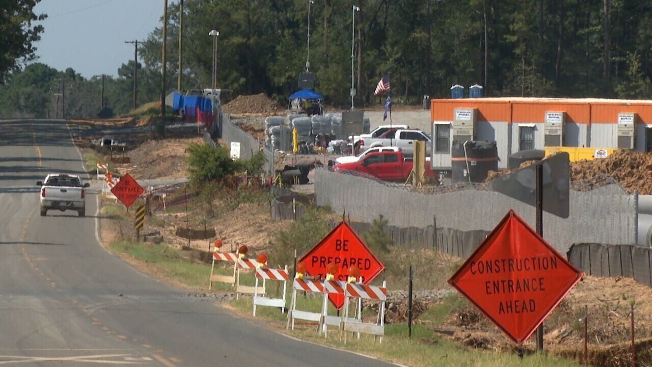 Data center on State Line Road construction