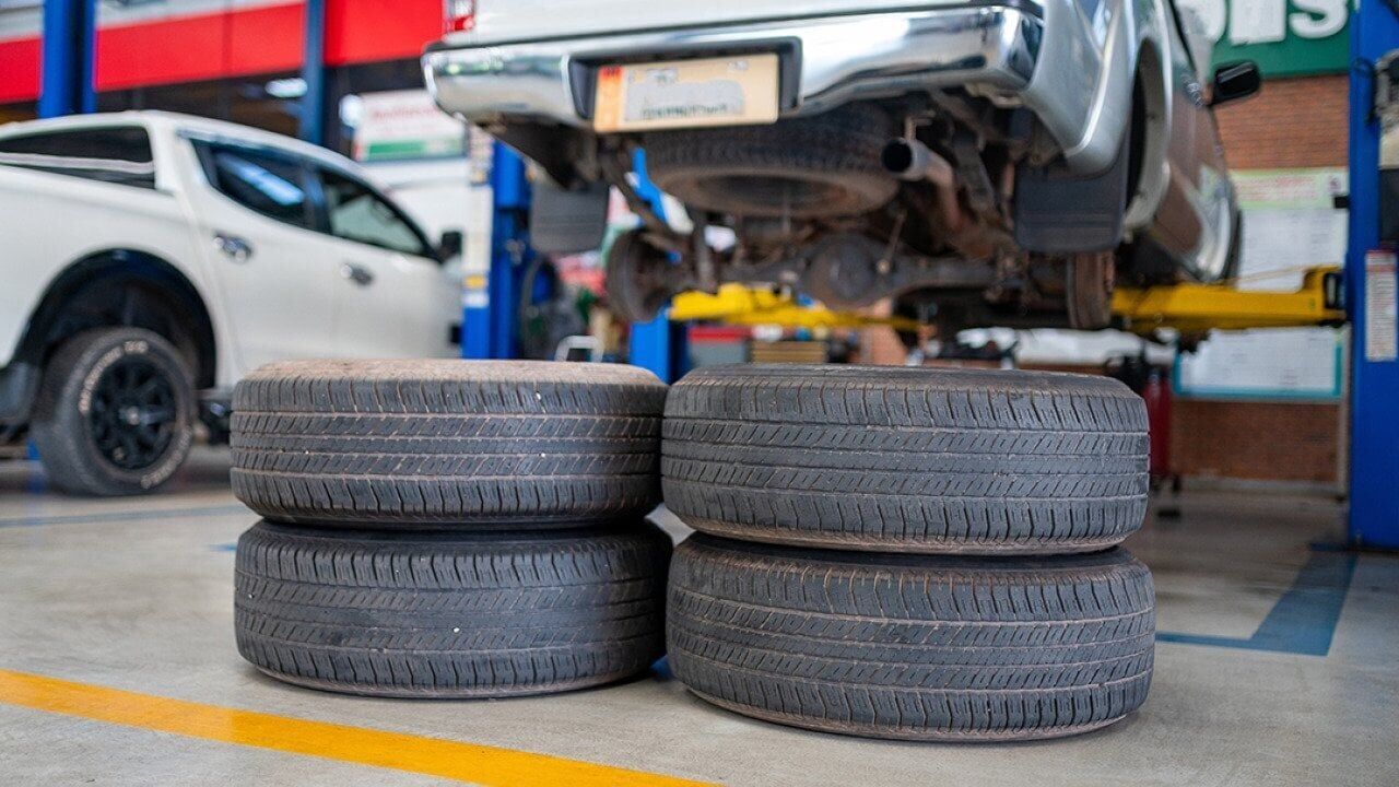 How to rotate truck tires: 7 rotation patterns explained