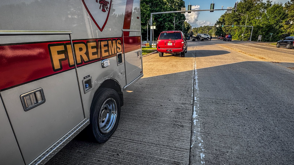 AMBULANCE CRASH.png