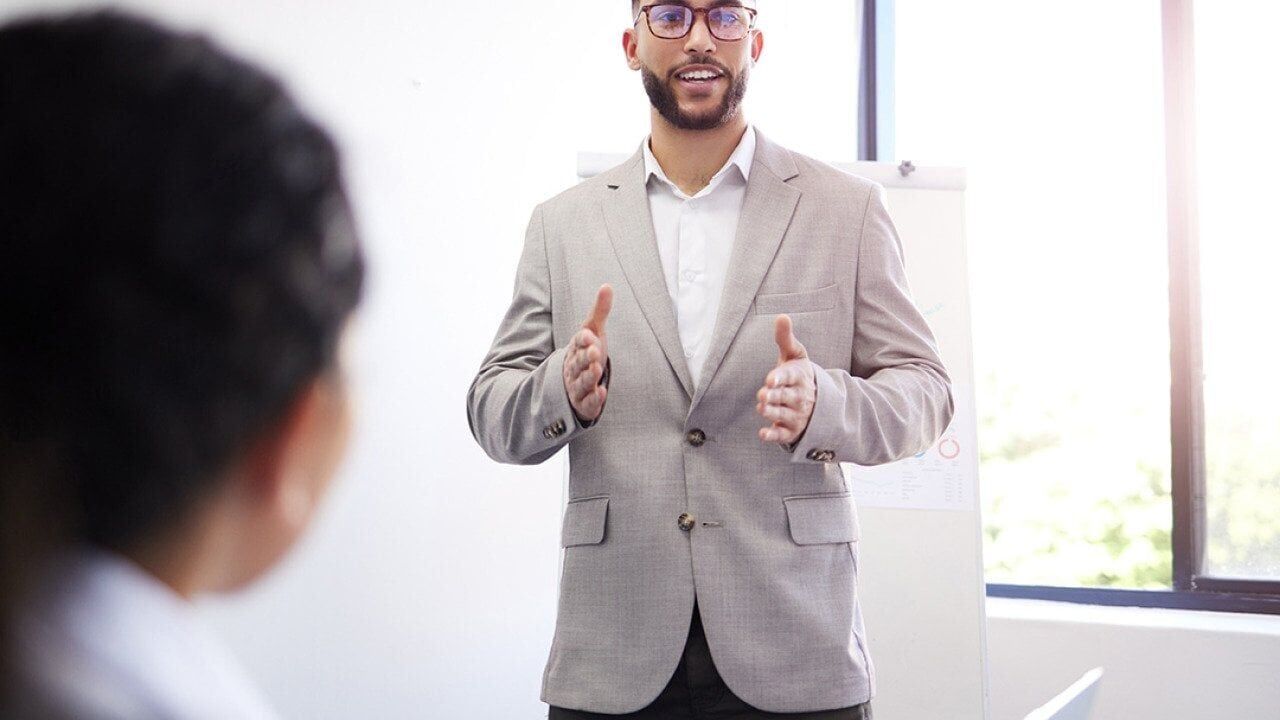 How to deliver a winning sales pitch