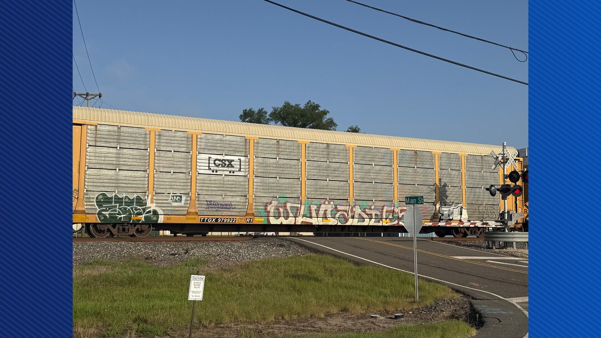 train derail 05.jpg