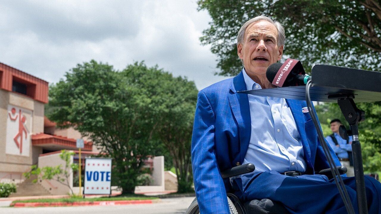 Here’s how the Texas secretary of state’s resignation could complicate the midterm elections