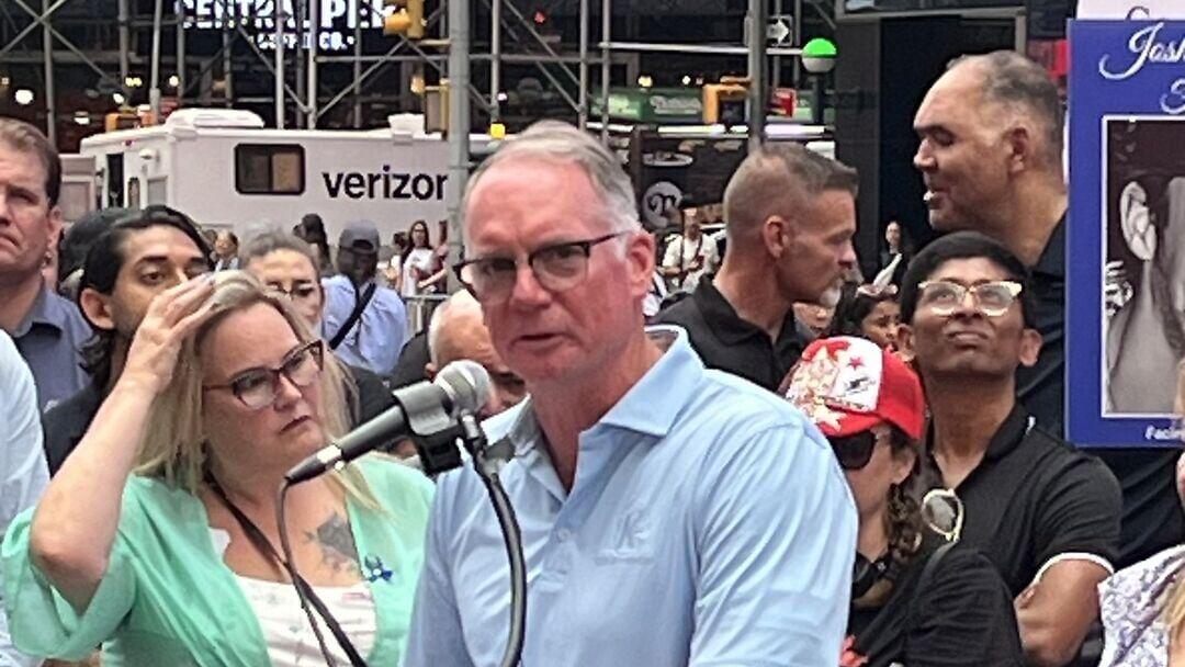 Bryan Keller, CEO of Keller Logistics addresses the families at the National Fentanyl Prevention &amp; Awareness day event in Times Square, August 20th, 2026.