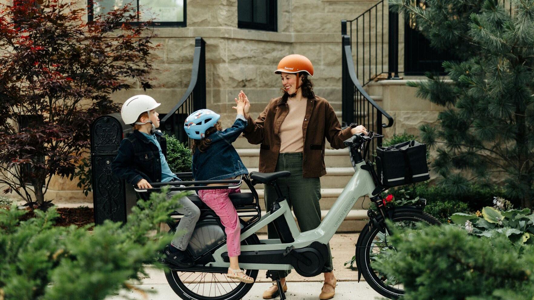 Urban Arrow Expands into the Longtail Segment with the Breeze, Bringing Its Proven Safety and Design to the Leading Cargo Bike Format