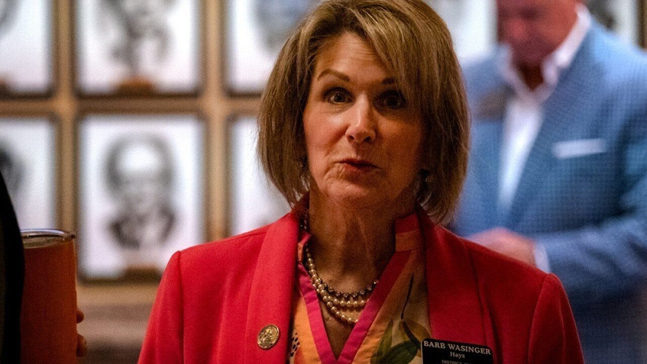 Kansas Legislature’s GOP supermajority embraces rule that skirts debate, muffles dissent