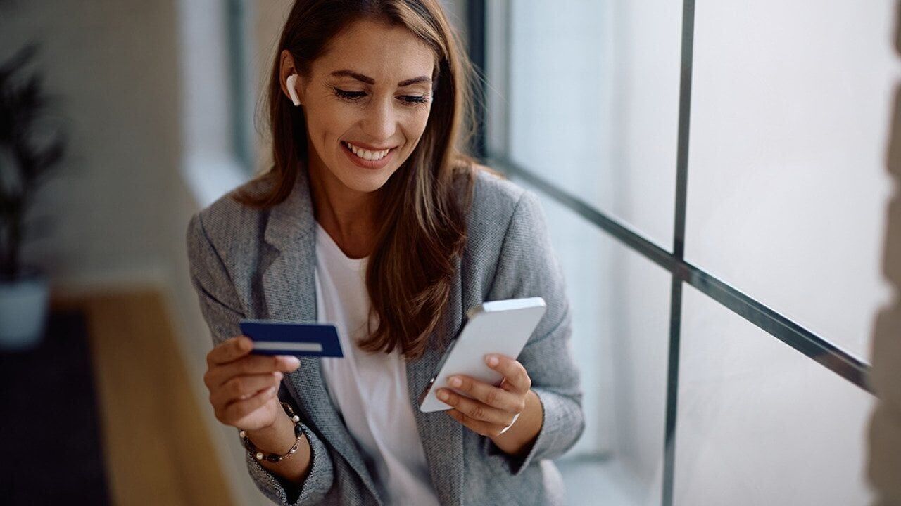 How to choose the right corporate credit card for employees