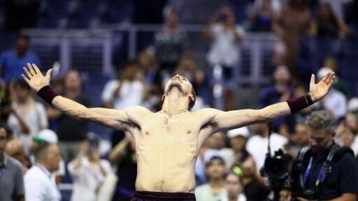 Germany's Alexander Zverev celebrates after his five-set second-round victory over France's Quentin Halys at the US Open