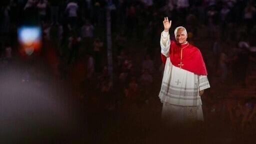 Pope Leo late Friday called worshippers the 'saints of France'