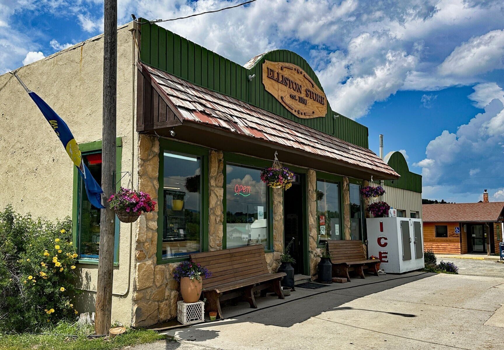 Elliston Store