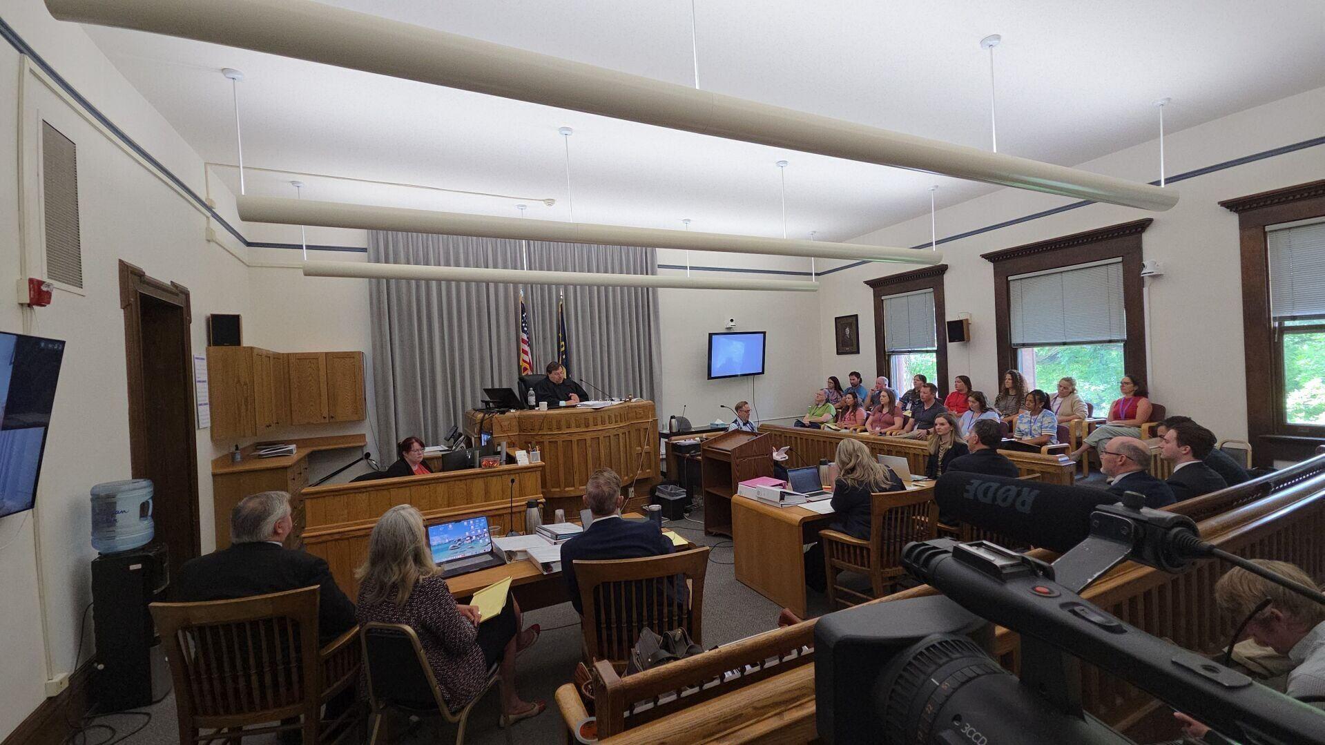 Jason Ellsworth trial centers on opening arguments, calling on witnesses