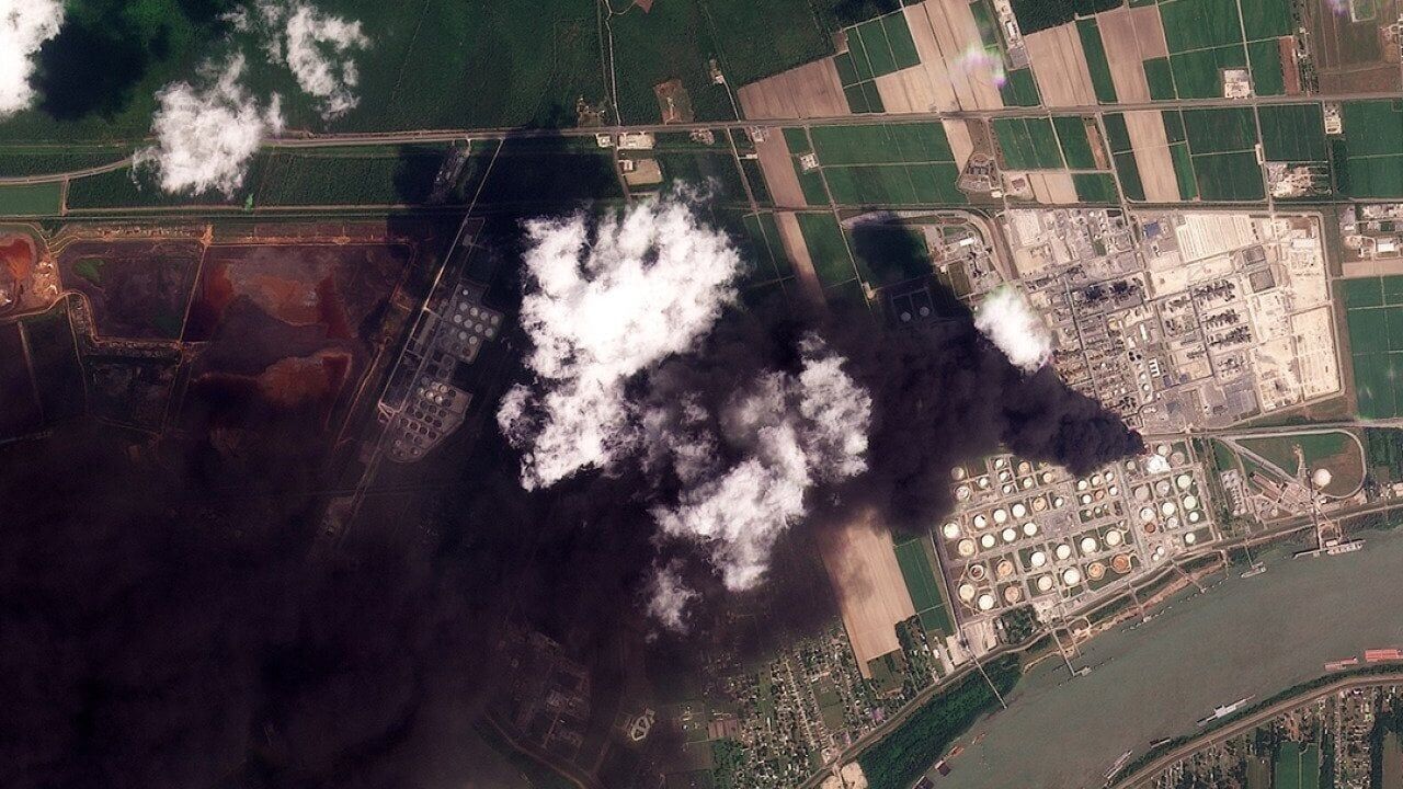 Louisiana communities are left in the dark on toxic air, and industry helped keep it that way