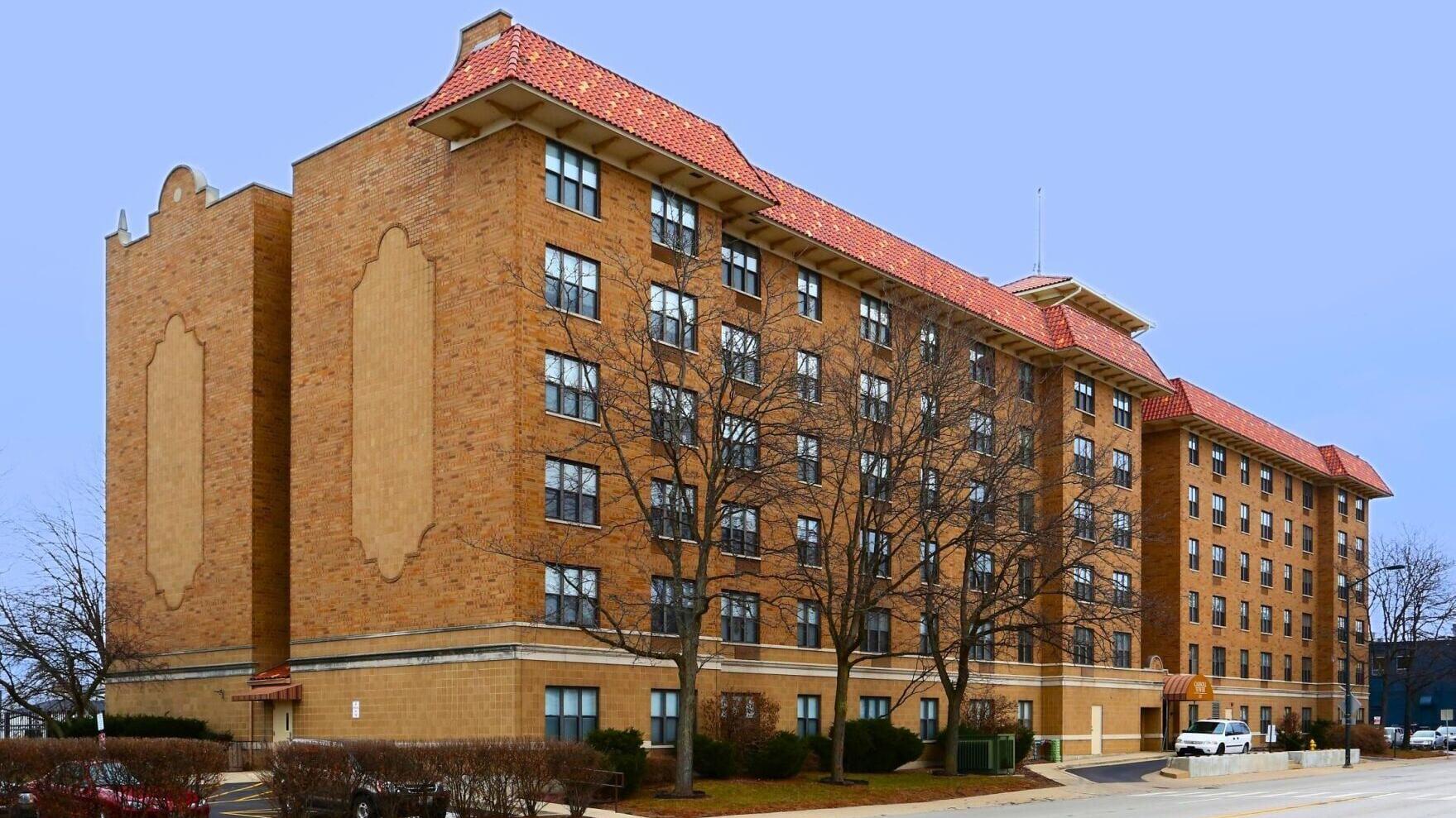 Carroll Towers, a 108-unit affordable housing complex for seniors in St. Charles, Illinois, was recently acquired by PEF Advisors.
