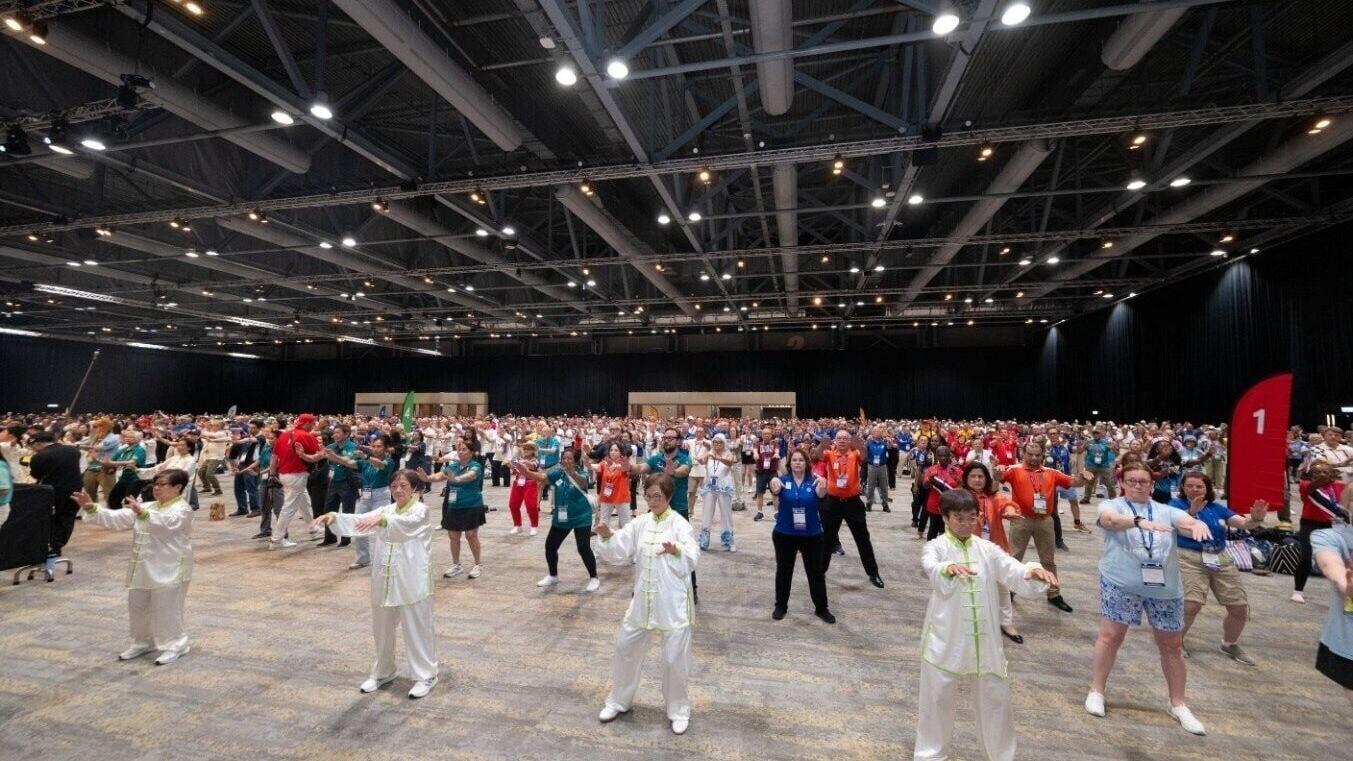 Over 4,000 Lions from 6 continents practiced Tai Chi together to set a new SDG world record.