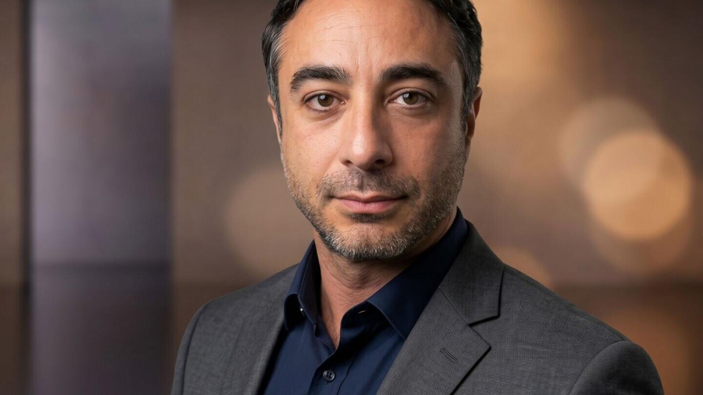 Azad Ratzki, CEO &amp; Founder