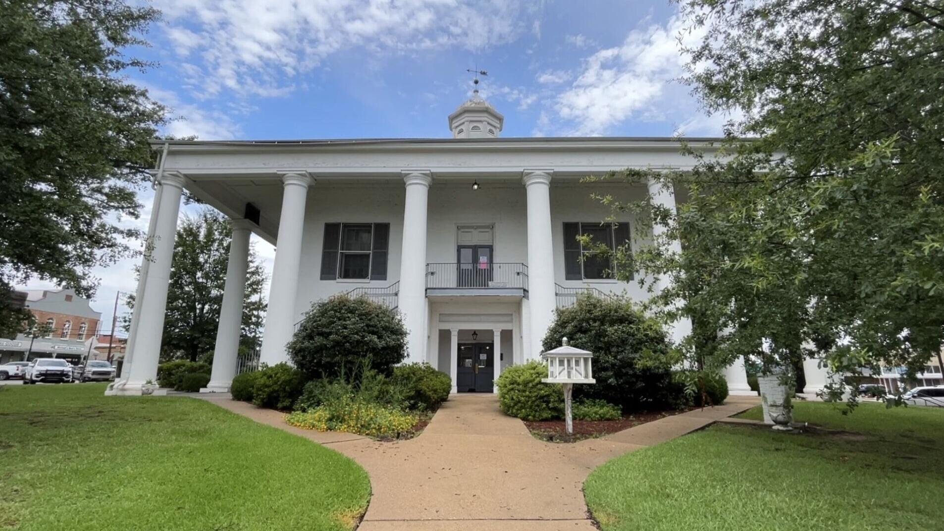 Claiborne Parish Courthouse