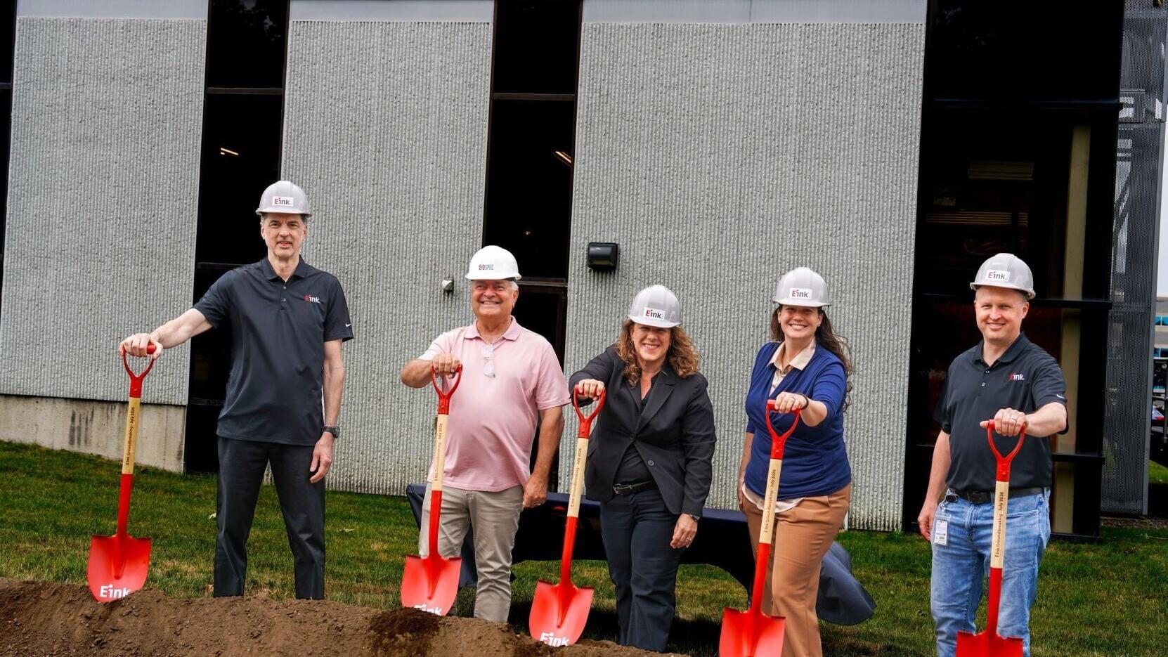 E Ink is joined by key partners in the expansion project