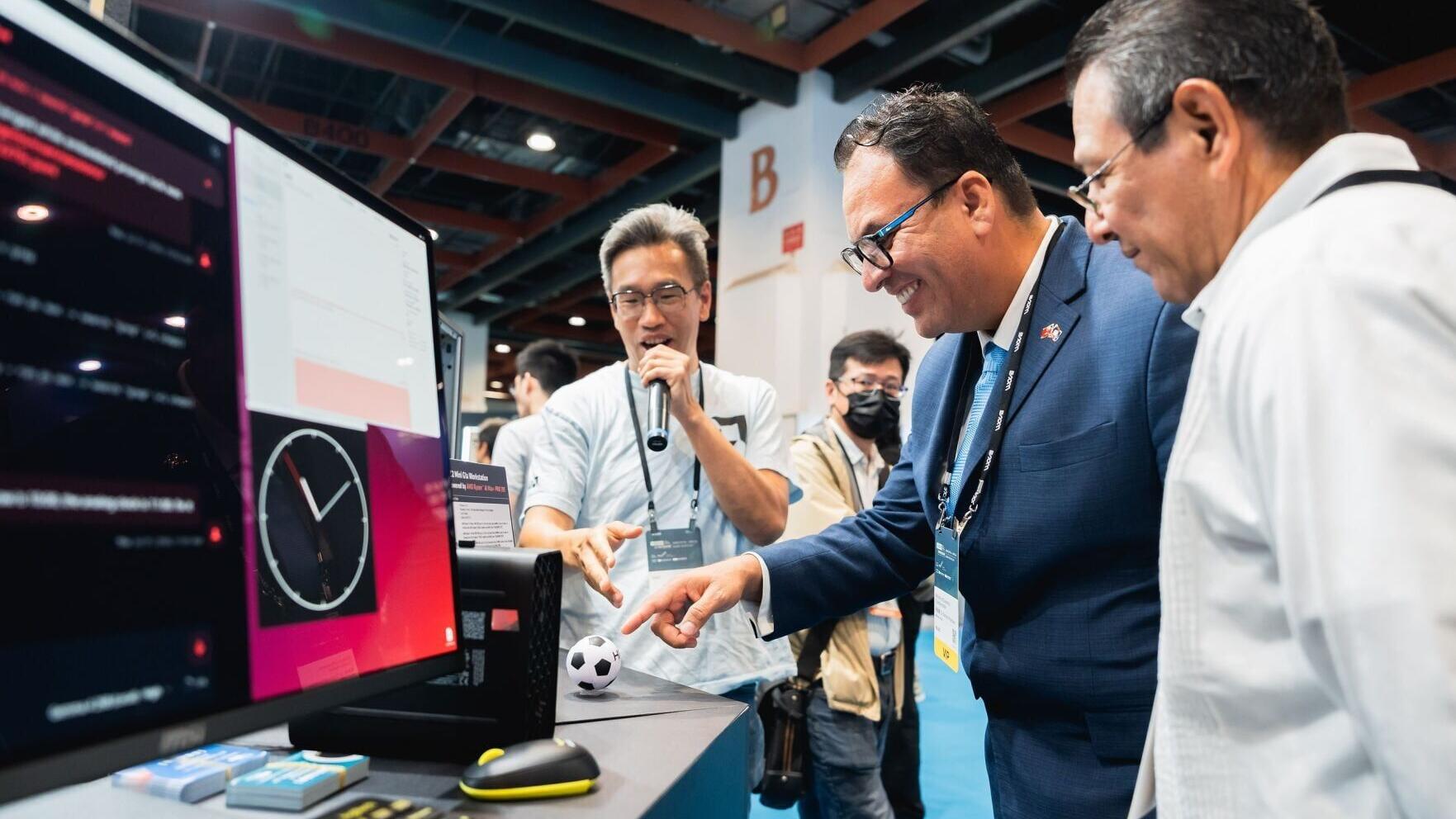 During AI WAVE SHOW 2026, attendees experienced the latest AI innovations firsthand through live demonstrations across the exhibition floor. Dedicated one-on-one business matchmaking sessions further connected exhibitors and buyers, transforming technol...