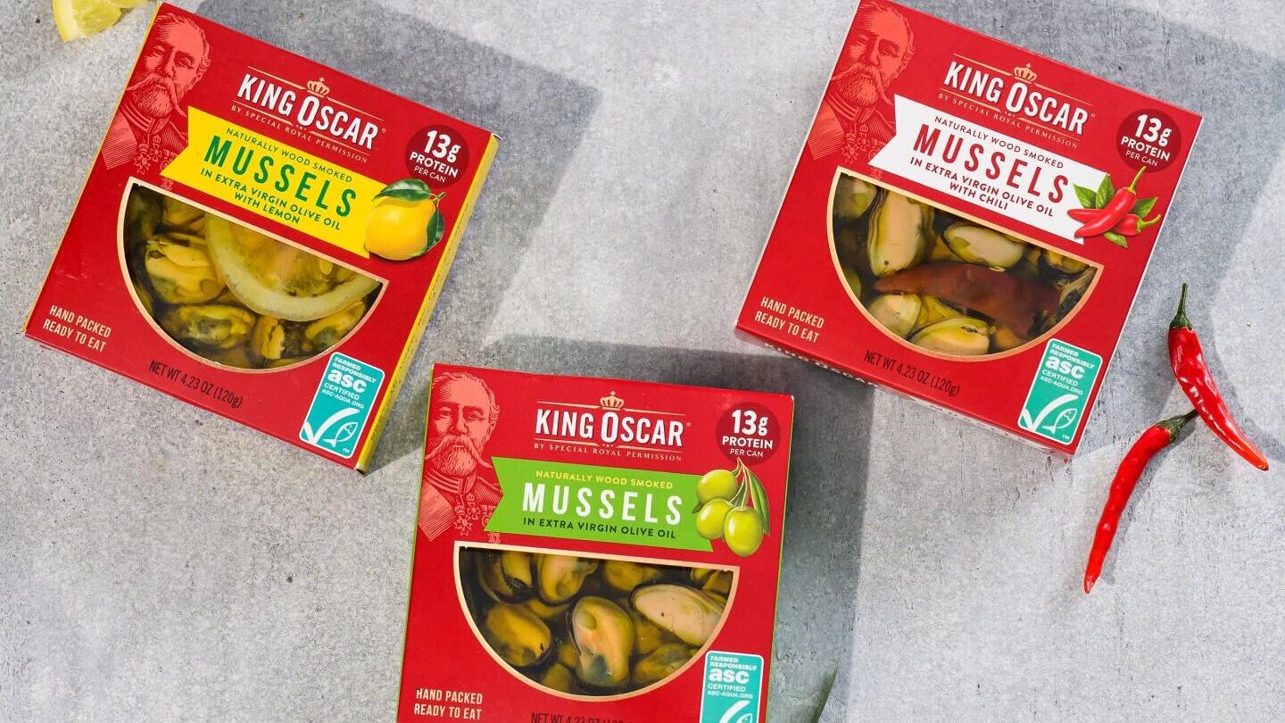 King Oscar Premium Smoked Mussels full product line