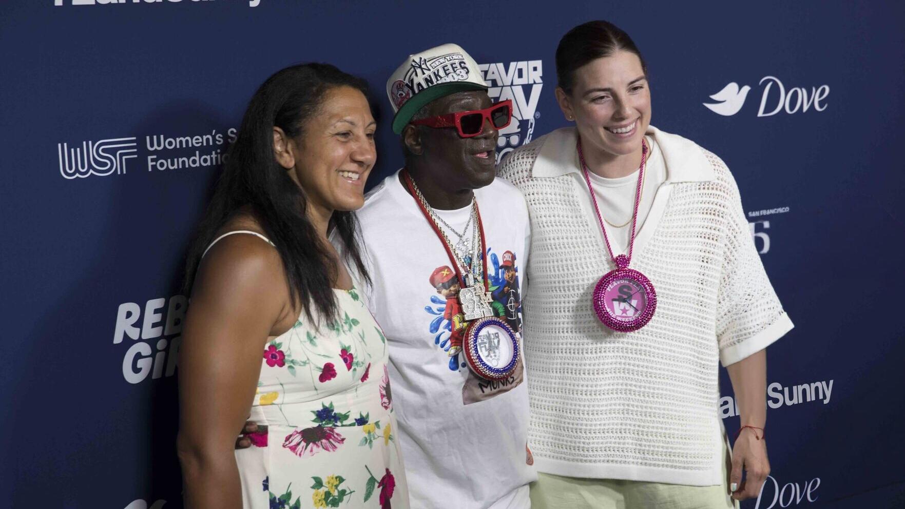 At Flavor Flav's SHE Weekend, Dove brought together athletes, partners and the next generation of girls for conversations and confidence-building experiences that inspired more girls to build body confidence and stay in the game through #KeepHerConfident.