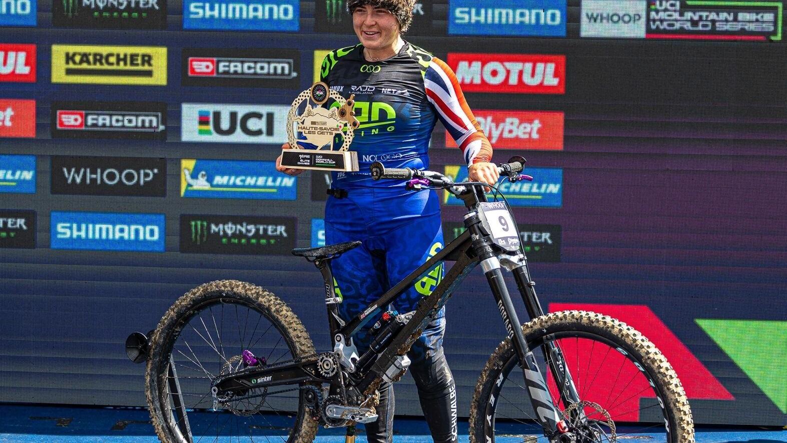Harriet ("Hattie") Harnden of AON Racing, winner of the Gates 100k Belted Purse. 
Photo by Sebastian Sternemann.