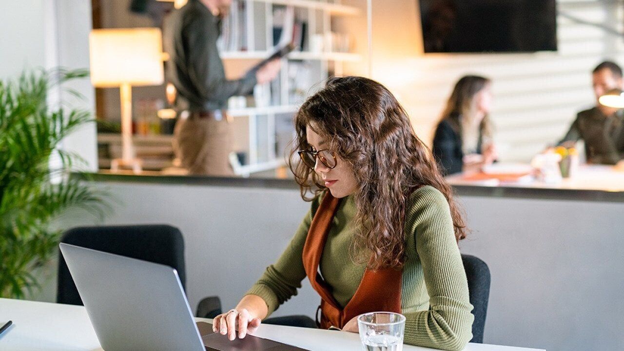 Office workers say they are more productive now, thanks to AI