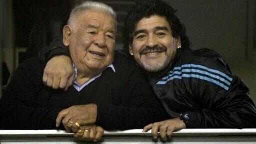 The trial over the death of Argentine football legend Diego Maradona (R) has come to a hold over claims that medical test results presented in court by prosecutors actually belonged to his father, also named Diego (L)