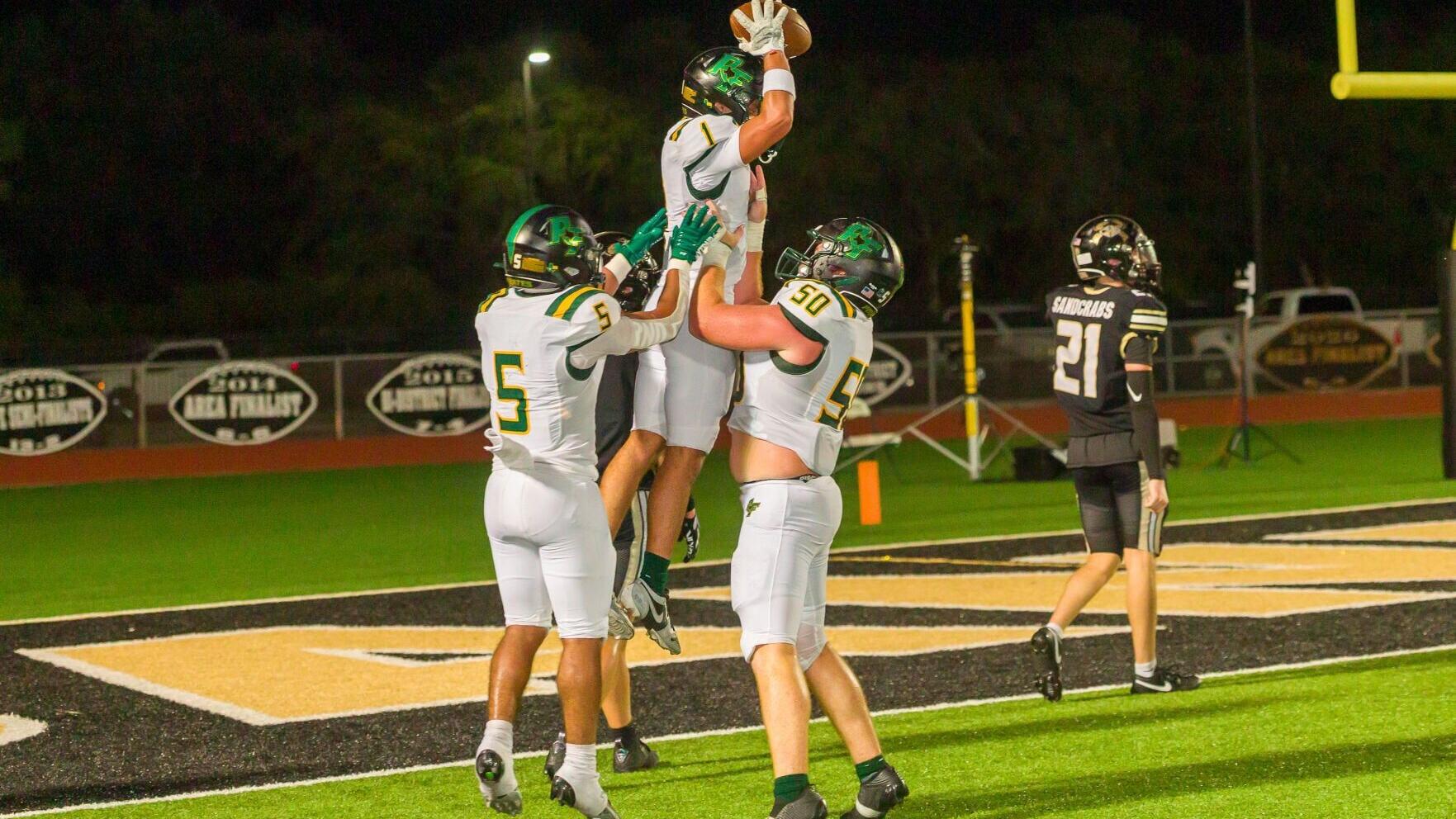 spt 9-17 RF-Calhoun football.jpg