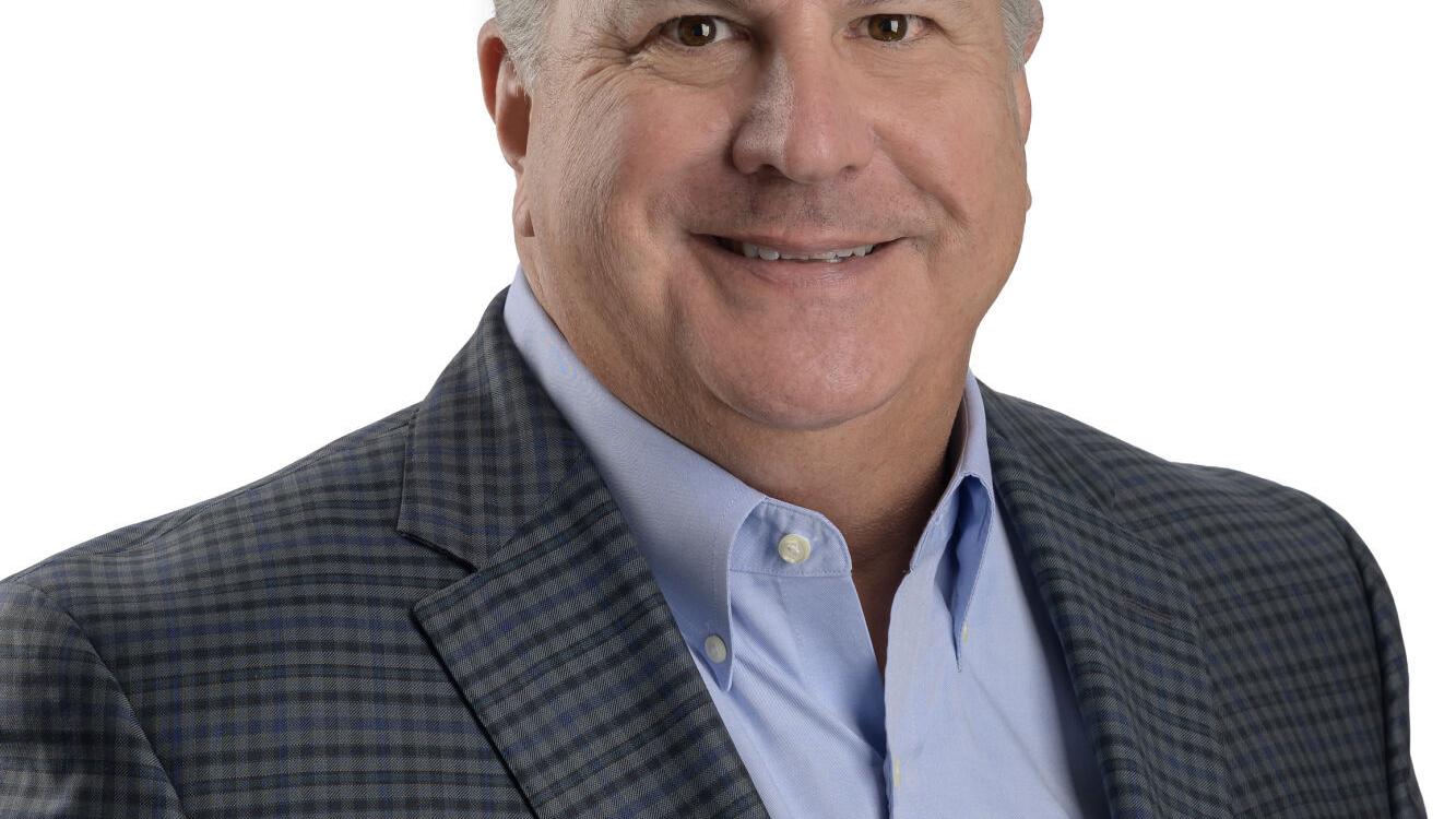 W. Russell “Russ” Carothers III joins the Oakworth Capital Inc. Board of Directors