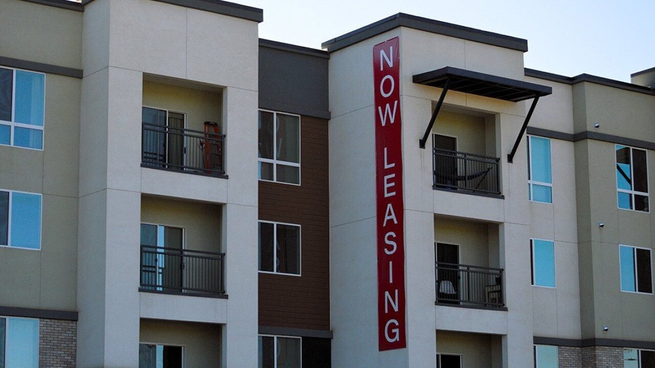 National rents rise for third straight month ahead of summer moving season