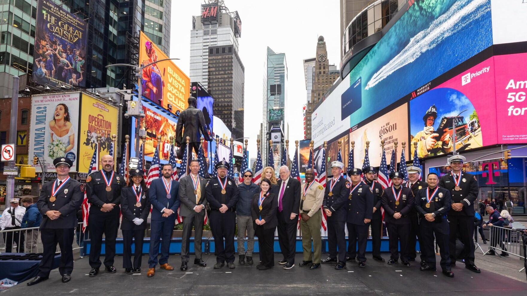 2025 National First Responders Day Roll Call of Heroes Honorees with Jon Stewart and FRCF Leadership