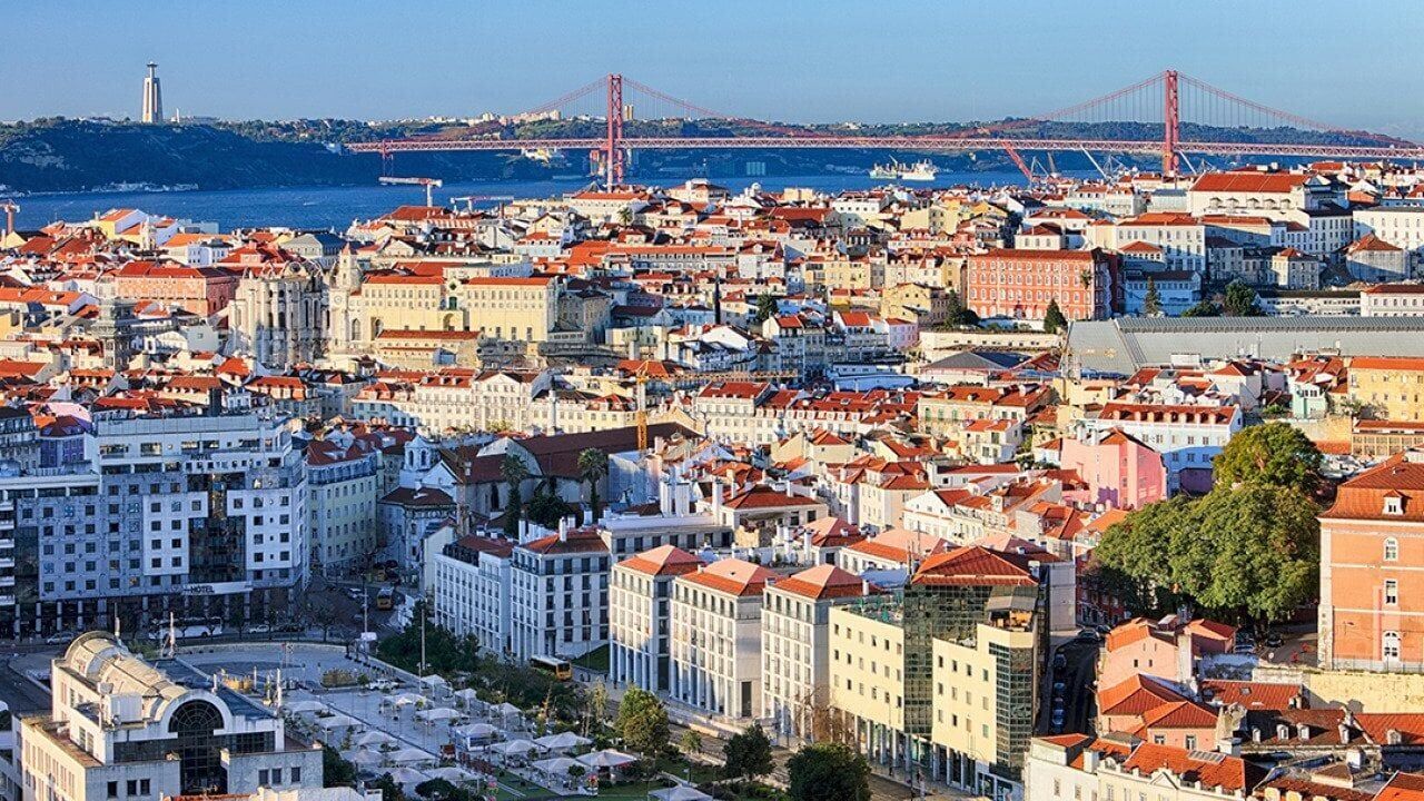 Portugal’s new citizenship law has been approved. Here’s what expats need to know
