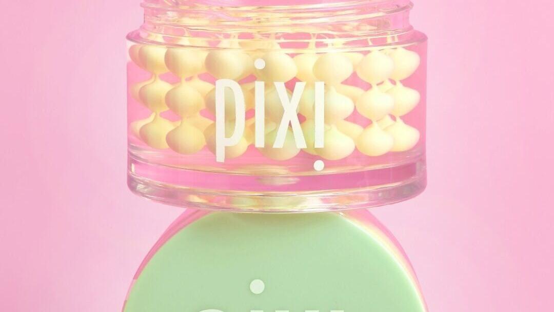 Brighten. Hydrate. Glow. Pixi Vitamin-C CremeSerum is the award-winning multitasker that simplifies your routine without compromising results. Powered by encapsulated Vitamin C, Niacinamide, Hyaluronic Acid and Ferulic Acid for healthy-looking, radiant ...