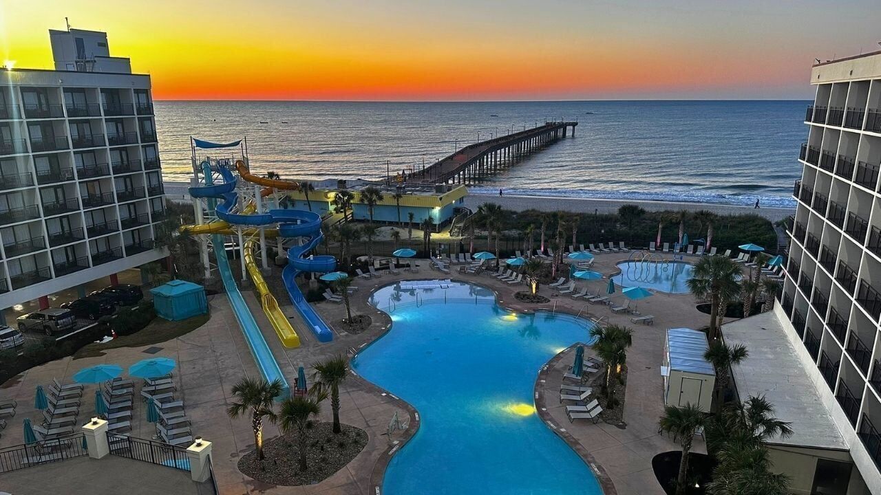 Ellie Beach Resort Sunrise