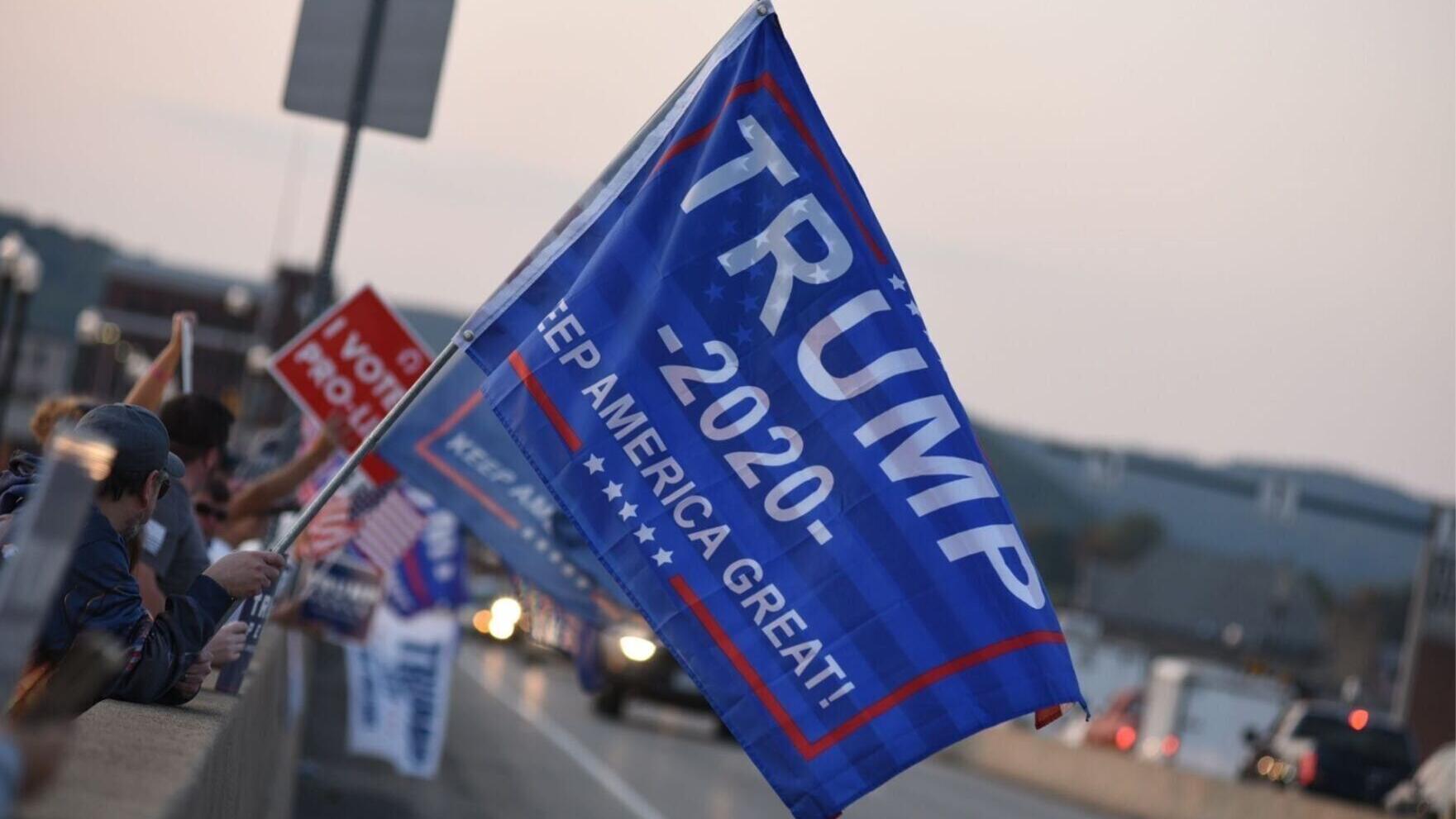 2020-09-25 Trump Rally on Market St. Bridge 4.jpg