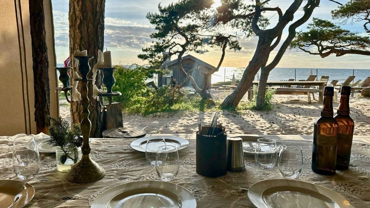 Surflogiet Gotland Beachfront Dining