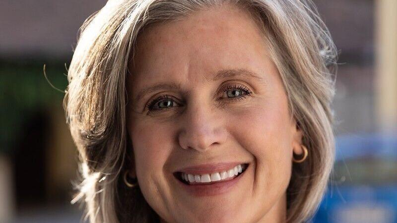 Jennifer Renaud, CEO and Board Director of Kradle LLC, Joins the Exceptional Women Alliance (EWA)