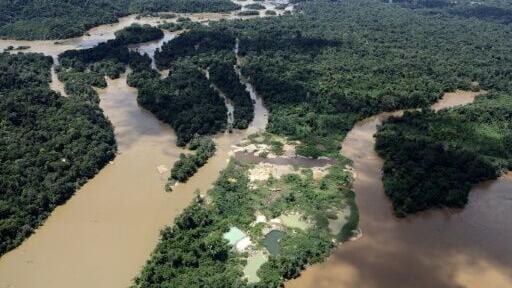 France wants Suriname to ratify a 2021 deal to help combat illegal extraction