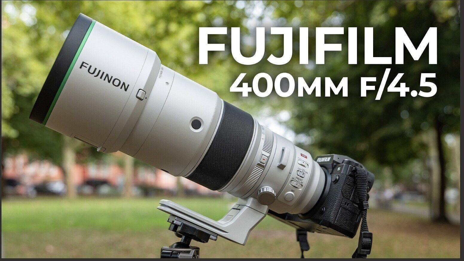 At 400mm, the FUJIFILM XF 400mm f/4.5 lens has everything you need to bring distant action up close. This is especially true when you consider that the lens delivers a 609mm equivalent focal length thanks to the smaller APS-C sized imaging sensor.