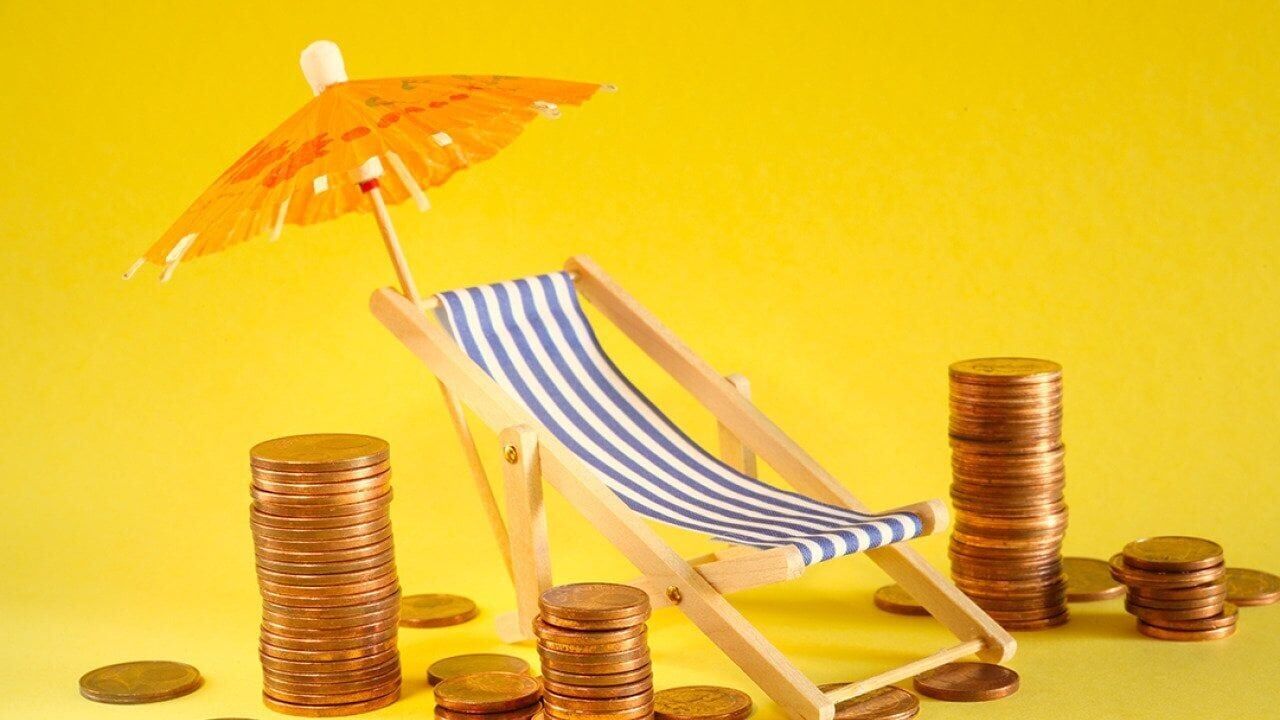 Traveling this summer? Here are some ways to help you save money.