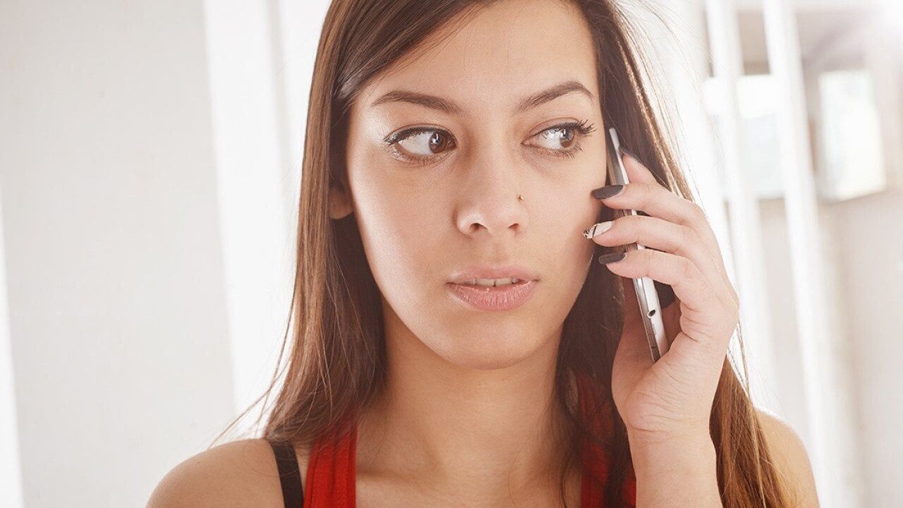 When a scam call turns into a real conversation: 6 verification steps and how a quick phone lookup fits in