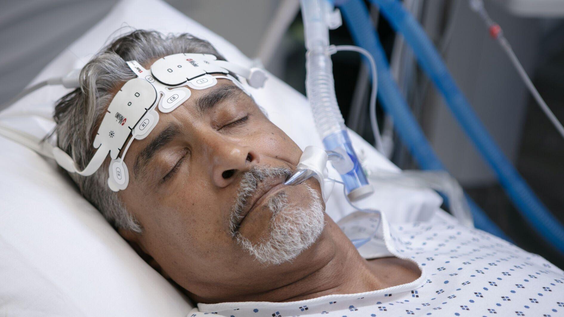 Masimo smartSedLine™ brain function monitoring technology with the SedLine® EEG Sensor. smartSedLine features an AI-powered Patient State Index (PSi) algorithm designed to provide clinicians with more responsive and stable insight into brain activity du...