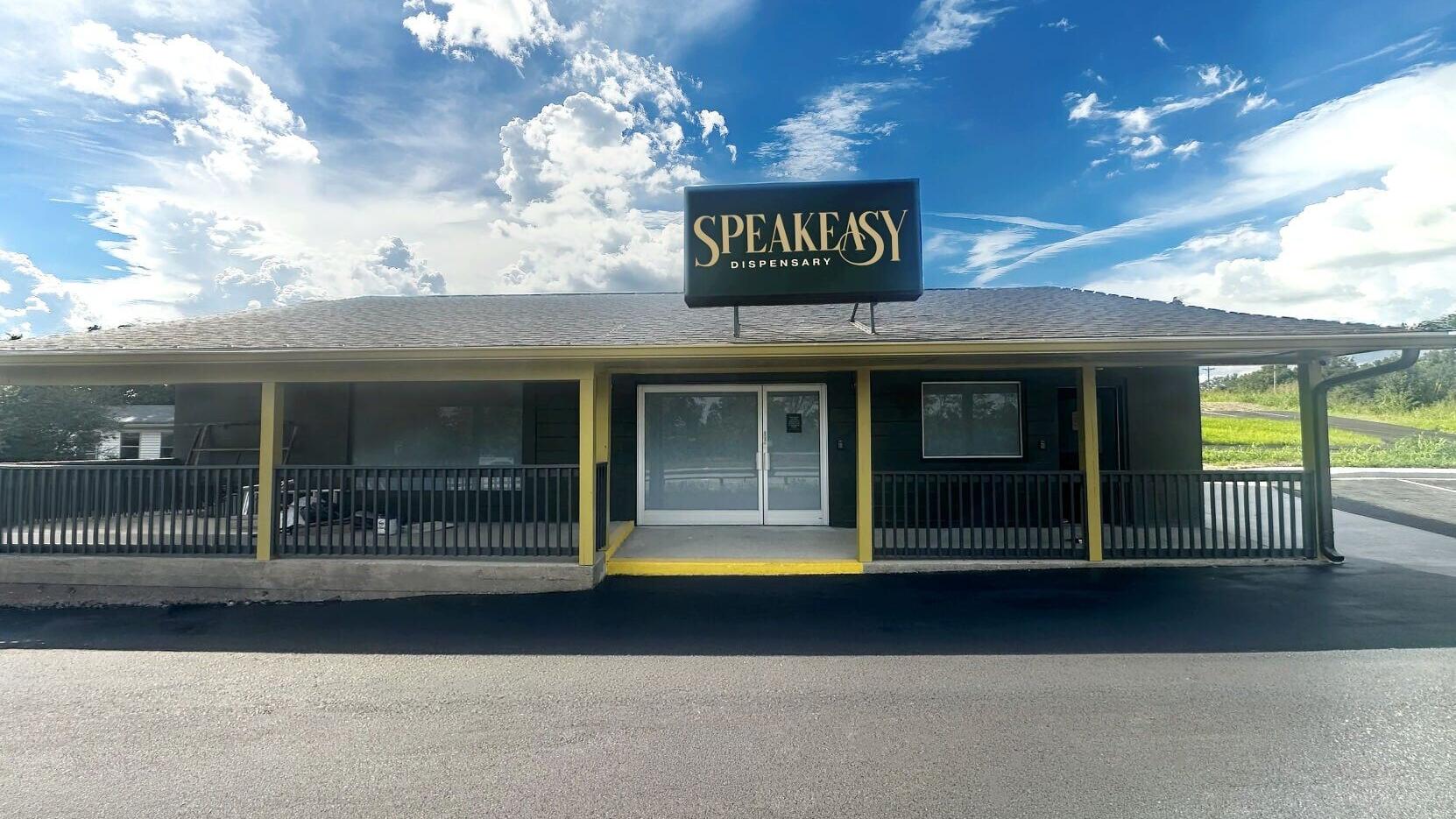 Speakeasy Stanford, located at 993 US-27, opens Thursday, August 6, bringing convenient access to medical cannabis for qualified Kentucky patients in Lincoln County and the surrounding area.