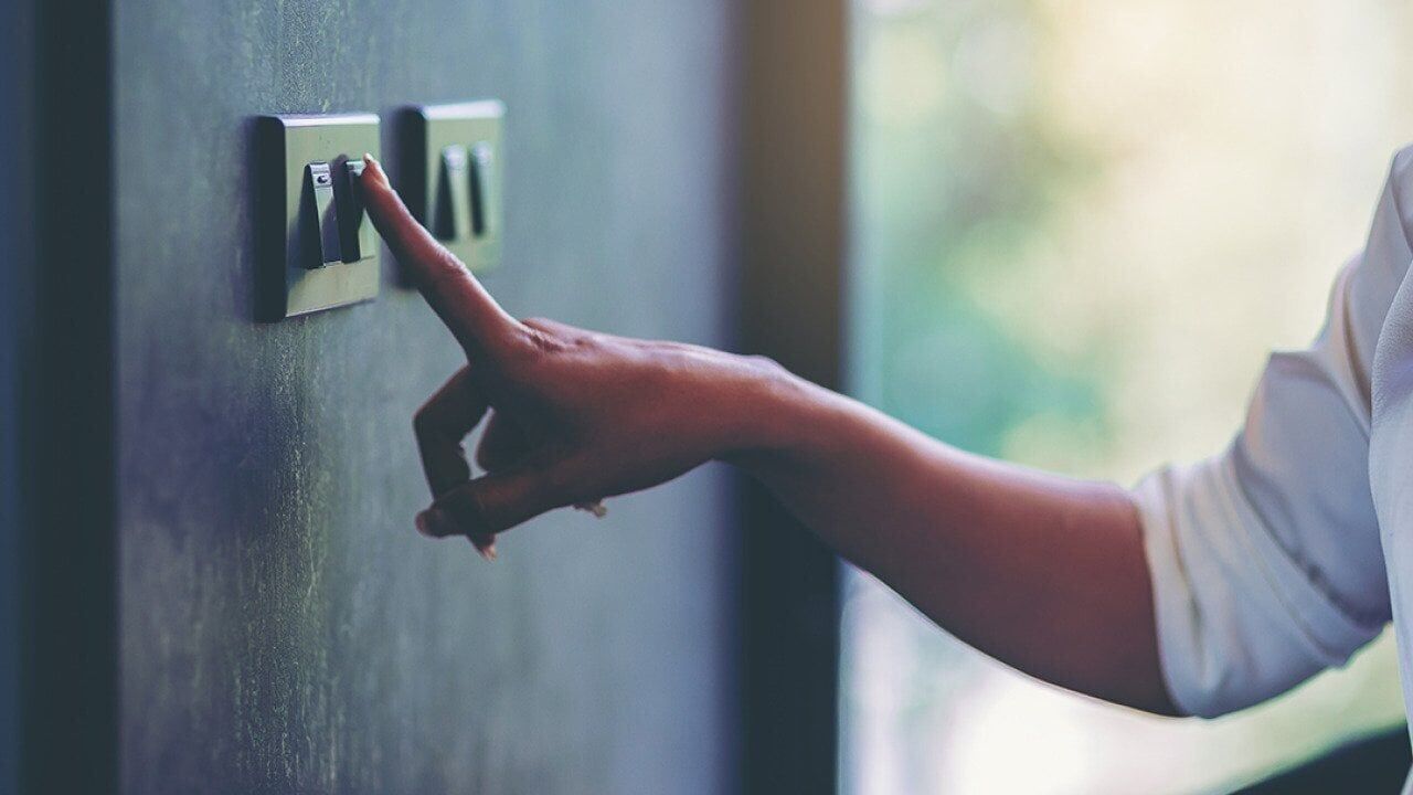 Cooler, cheaper, cleaner: 8 ways your office can turn a heat crisis into a climate win