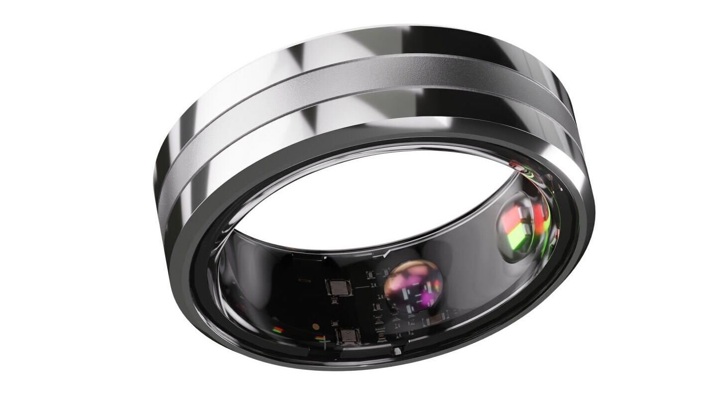 Signal Ring, the first truly cuffless blood pressure wearable, is now available for pre-order.