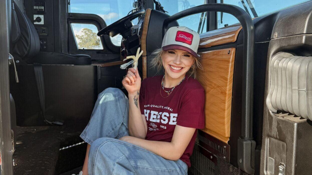 Fans can score tickets through surprise giveaways by following @HannahHarperMusic and @SargentoCheese, with more surprises like limited-edition merch planned through the holiday season and into 2027.