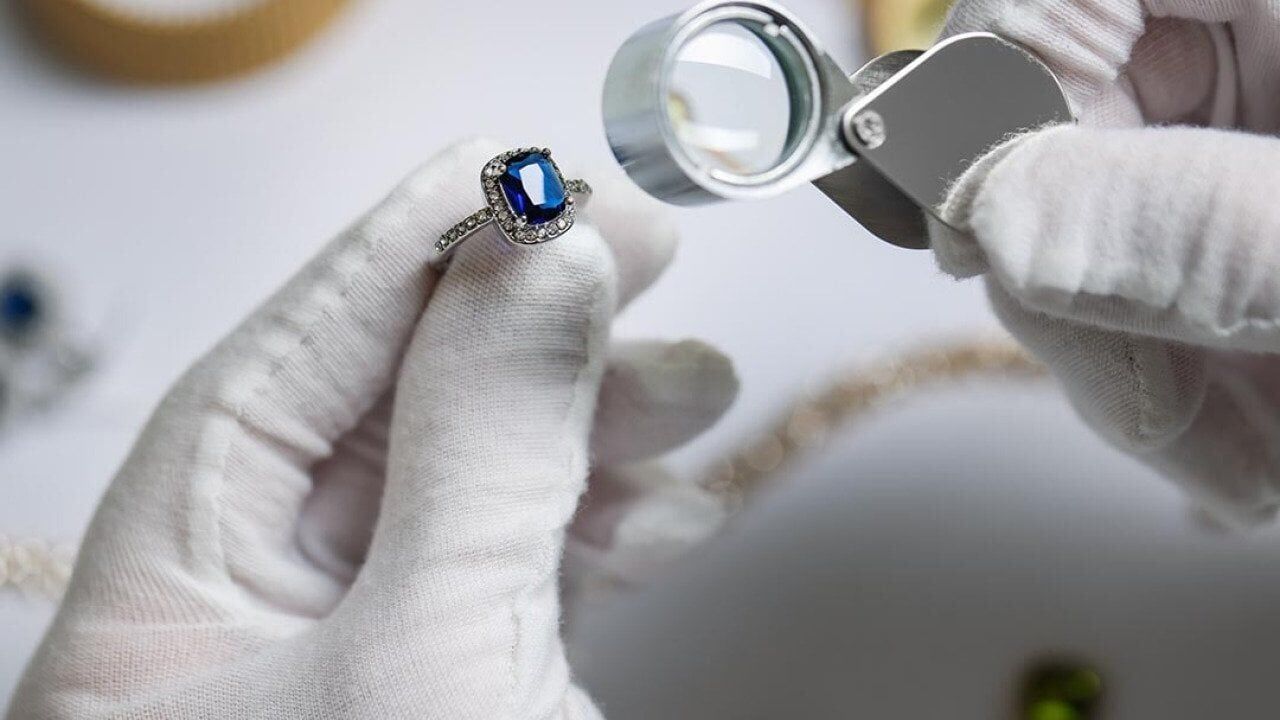 How does ring insurance work?