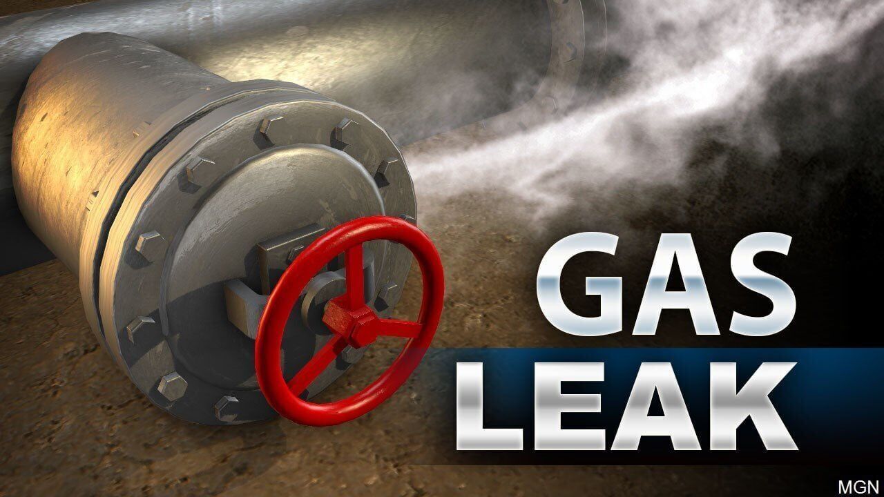 Gas leak prompts hotel evacuation, sends 16 to hospital