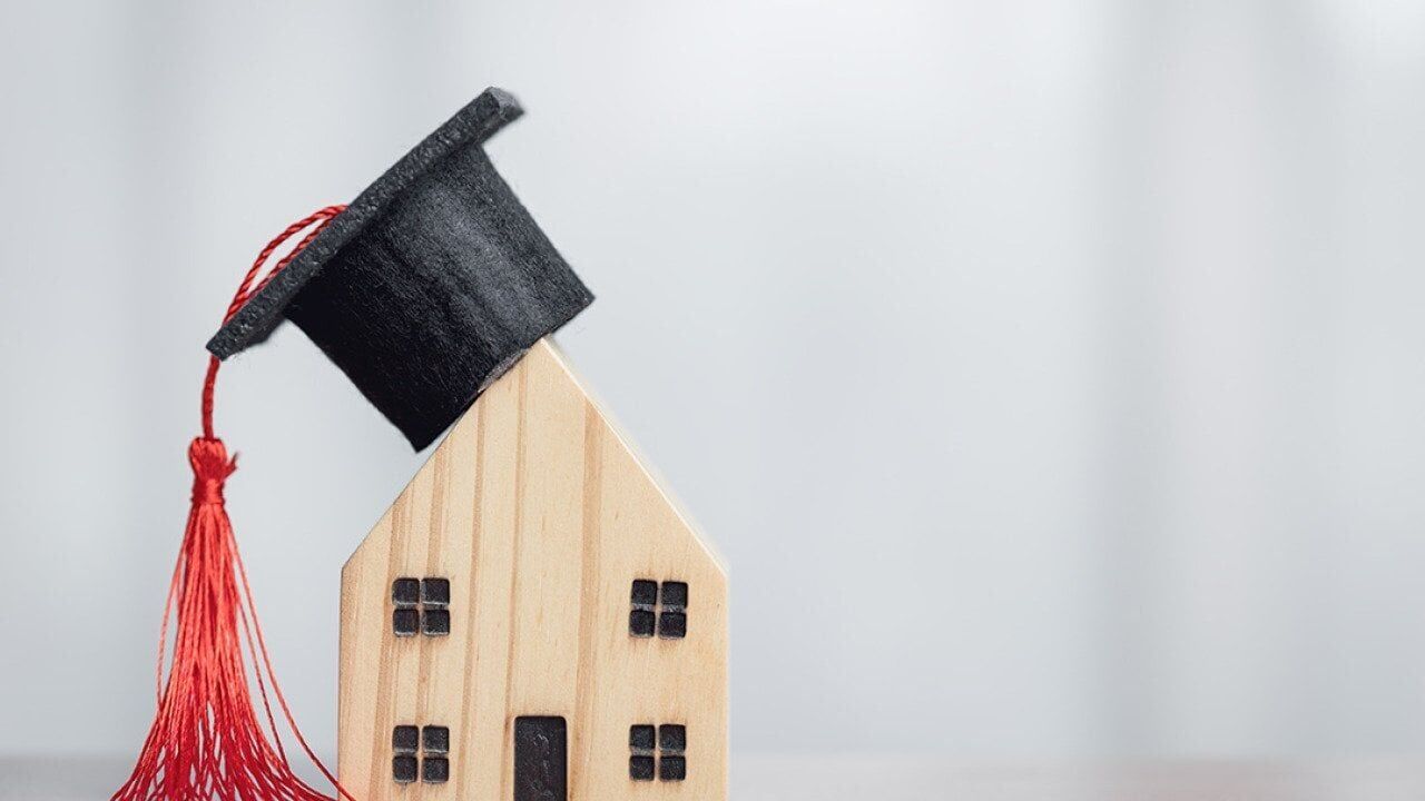 European student housing is 30% more competitive than last year. US students who act now still have the advantage.