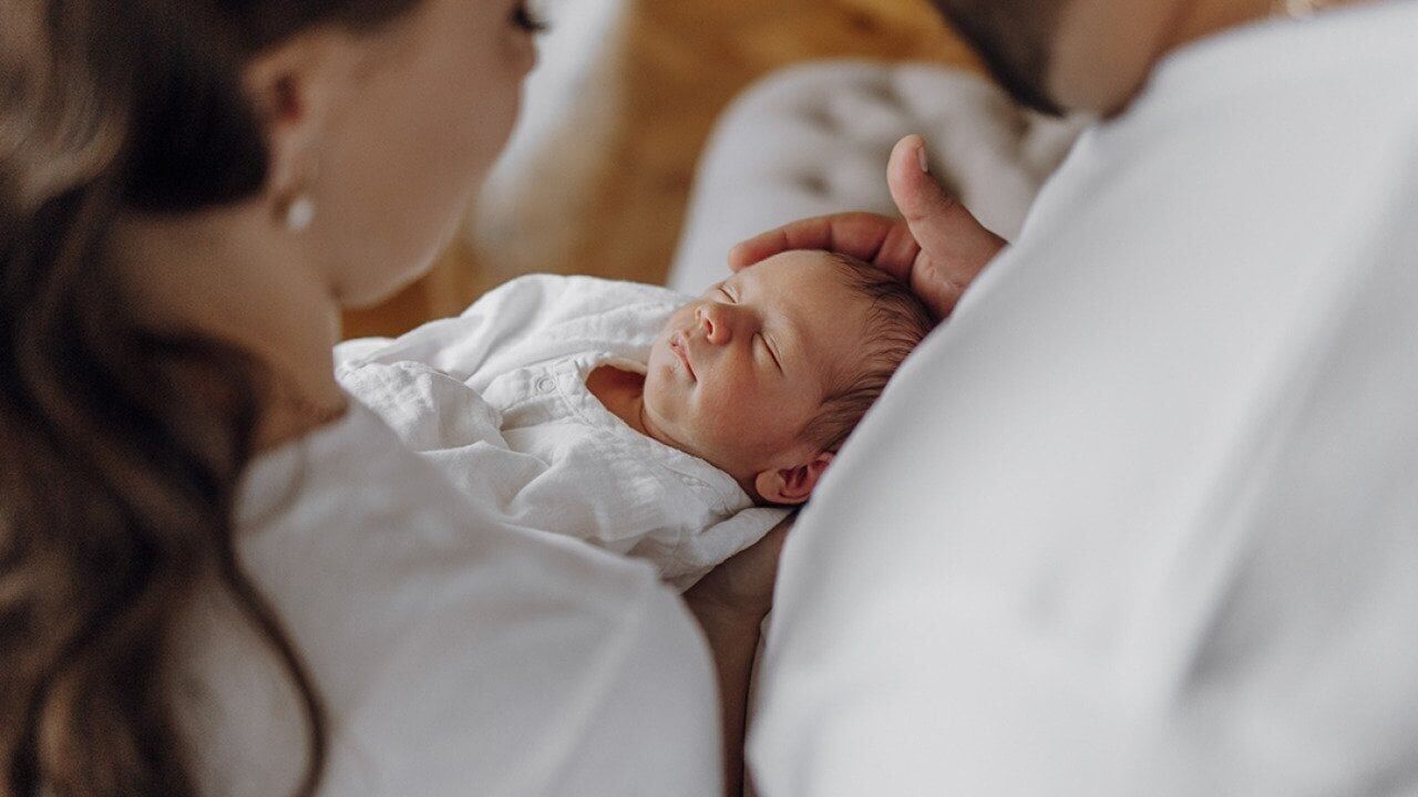 The rise of the single-syllable middle name: Why Faye, June, and Pearl are having a moment